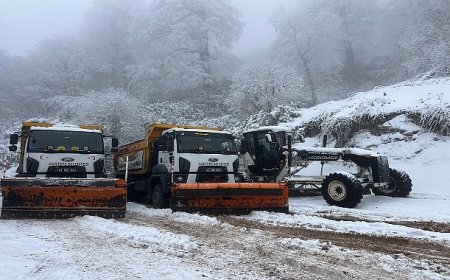 Kartepe’de Bayramda Kar Mesaisi