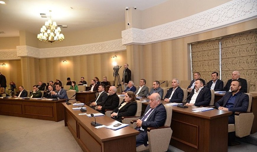 Kahramankazan Belediye Meclisi’nde Ramazan Gündemi: 'İftiralara Rağmen Ramazan Bereketi Sürüyor