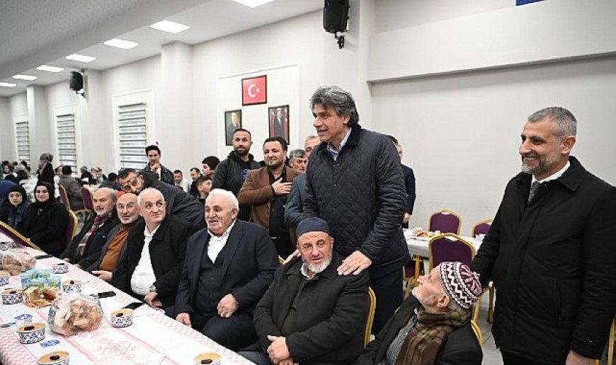 Başkan Kocaman Kartepe’de İftar Sofralarını Ziyaret Etti