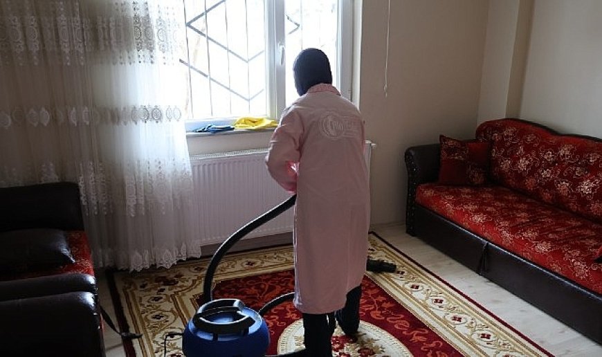 Bayram Öncesi Büyüklere Şefkat Eli