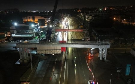 Başiskele Kavşağı’nda ‘78 tonluk’ gece mesaisi