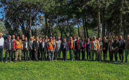 Başkan Vekili Özdemir Atatürk Kültür Parkı’nın emektarlarıyla buluştu