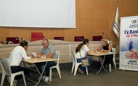 Gaziemir Belediyesi’nden istihdama tam destek: CV Bank 2 yılda 2 bin 171 kişiye iş kapısı açtı