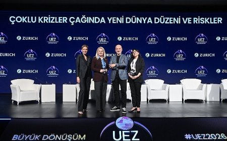“Çoklu Krizler Çağında Yeni Dünya Düzeni ve Riskler”   panelinde yeni dönem dinamikleri tartışıldı