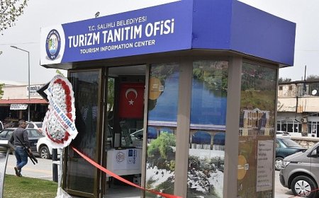 Salihli Belediyesi tarafından hayata geçirilen Turizm Tanıtım Ofisi düzenlenen törenle hizmete açıldı.