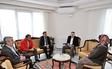 İbrahim Akın’dan şehit pilotun ailesine vefa ziyareti