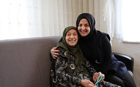 92 Yaşındaki Neriman Teyze’ye Duygu Dolu Doğum Günü Sürprizi