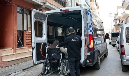 Hayallere giden yolda Engelsiz Taksi köprü oldu
