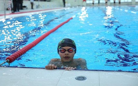 Osmangazi Yüzme Şenliği’nde Kazananlar Kupalarını Aldı