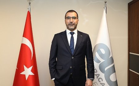 Moda endüstrisi iki koldan pazarlama atağına geçti