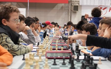 23 Nisan Satranç Turnuvası Kadıköy’de Gerçekleşti