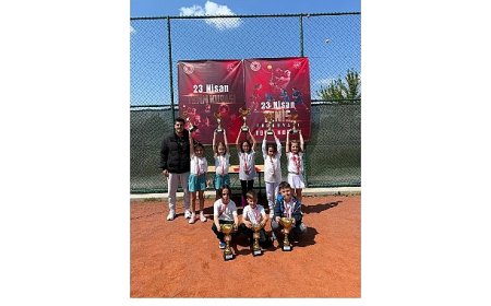 Osmangazili Raketler 23 Nisan Kupası’nda Parladı