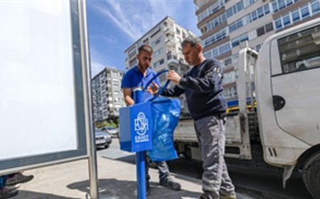 ESHOT’tan duraklarda temizlik hareketi