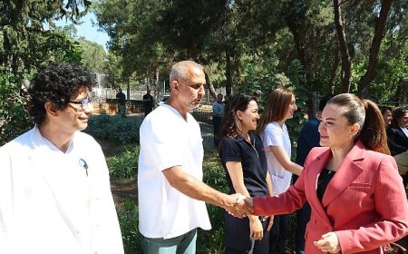 Başkan Vekili Büşra Özdemir’den veteriner hekimlere ziyaret