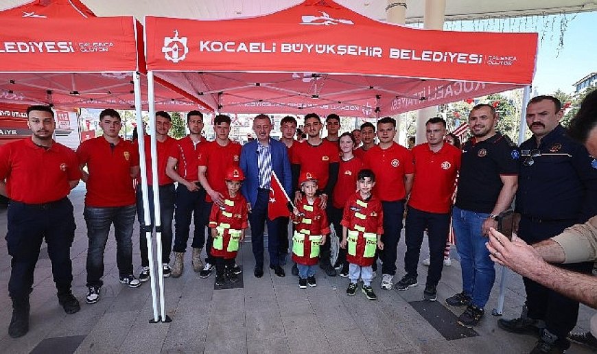 Başkan Büyükakın’a çocuklardan sevgi seli