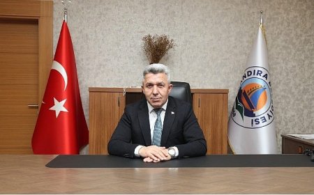 Kandıra Belediye Başkanı Erol Ölmez,  1 Mayıs Emek ve Dayanışma Günü mesajında, emek ve alın terinin kutsiyetine vurgu yaptı.