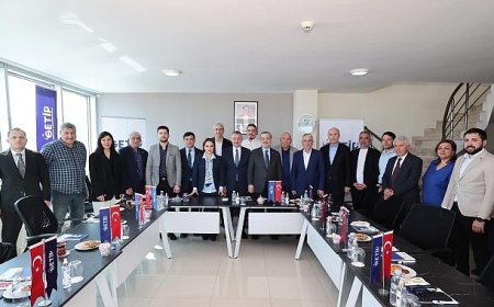 Büyükakın ile Talus, Gebze’de iş insanlarıyla buluştu