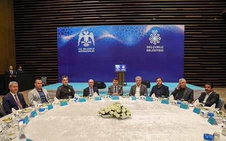 Selçuklu Belediyesi’nden anlamlı veda programı