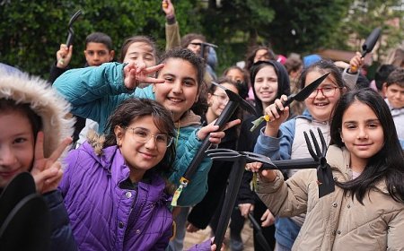 Üsküdar’da Ata Tohumu Toprakla Buluştu: Miniklerden Geleceğe Yeşil Adım