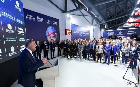 Bakırköy Belediyesi Yüzme Havuzu Yenilenen Yüzüyle Açıldı