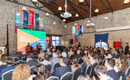 İzmir kültür politikalarını birlikte yazıyor