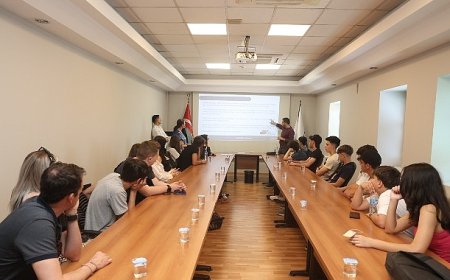 Nilüfer’in yeşil enerji vizyonu Avrupalı gençlere anlatıldı