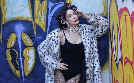 Ece Gürsel'den yaza damga vuracak yeni şarkı ve klip: 'Sokak Kafası'