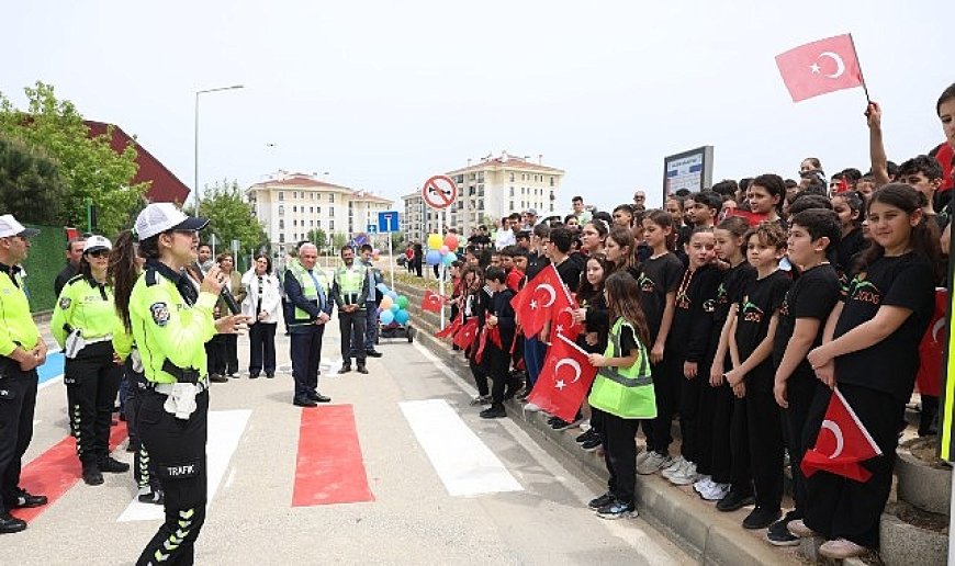Kızılcıklı Mahallesi’nde Trafik Eğitim Sokağı açıldı