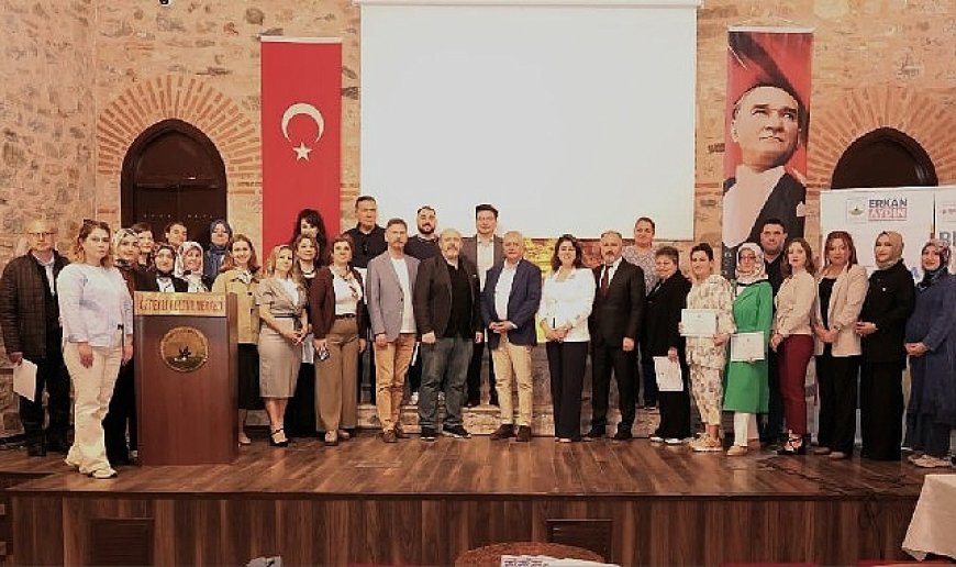 'Ana Baba Okulu' Programını Tamamlayanlar Sertifikalarını Aldı