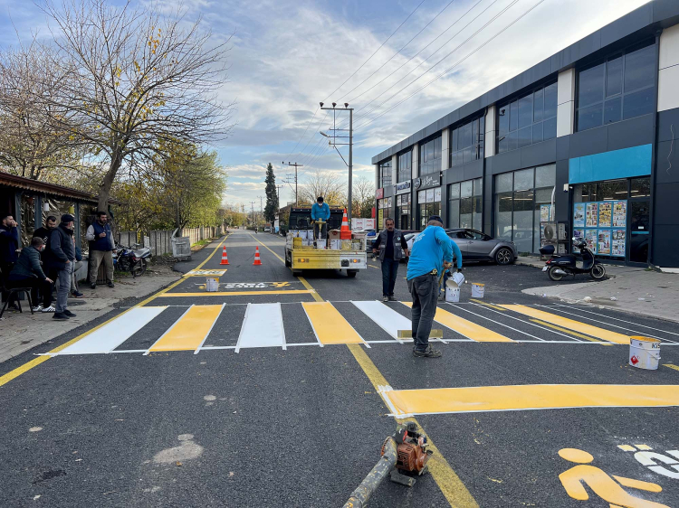 Sakarya Hendek’te 20 kilometrelik asfalt çalışmasını tamamladı