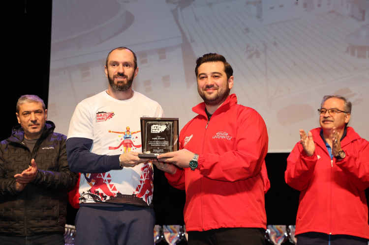 Gaziantep’te rekorlar kırıldı, ödüller sahiplerini buldu