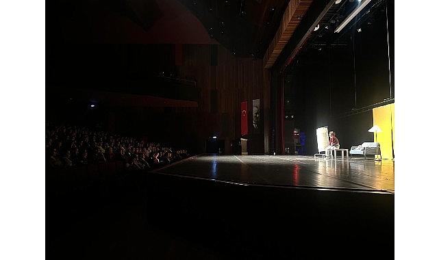 Bakırköy’de Kadına Yönelik Şiddete Karşı Anlamlı Program